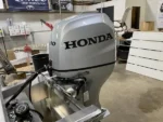 Honda BF100 100HP 4-Stroke EFI Outboard Motor - Image 3