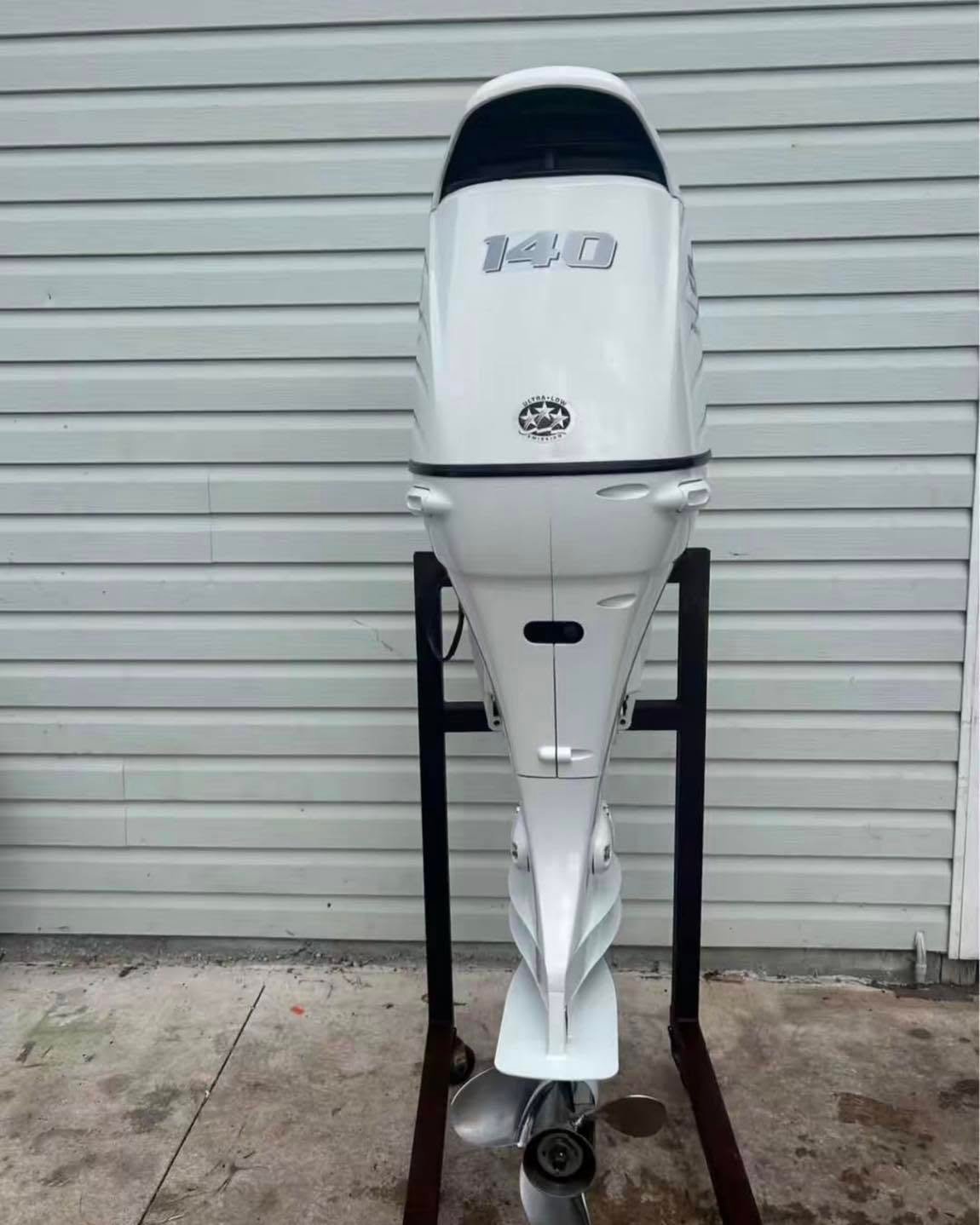 used Suzuki 140HP outboard used Suzuki 140HP outboard